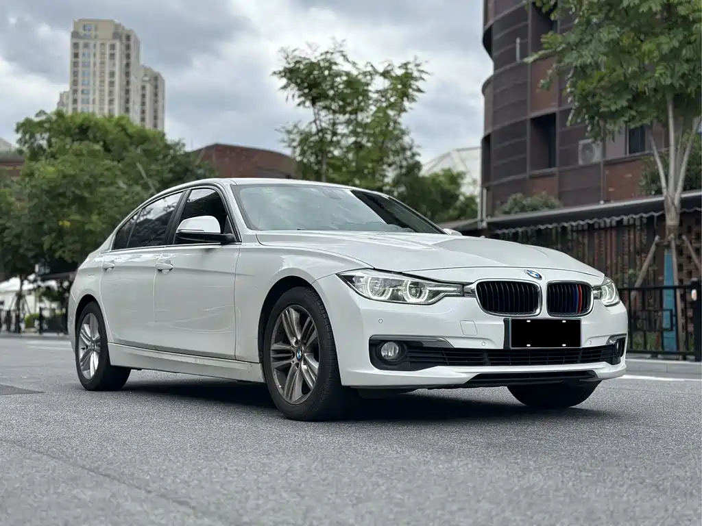 BMW 3 Series 2016 — фото 3