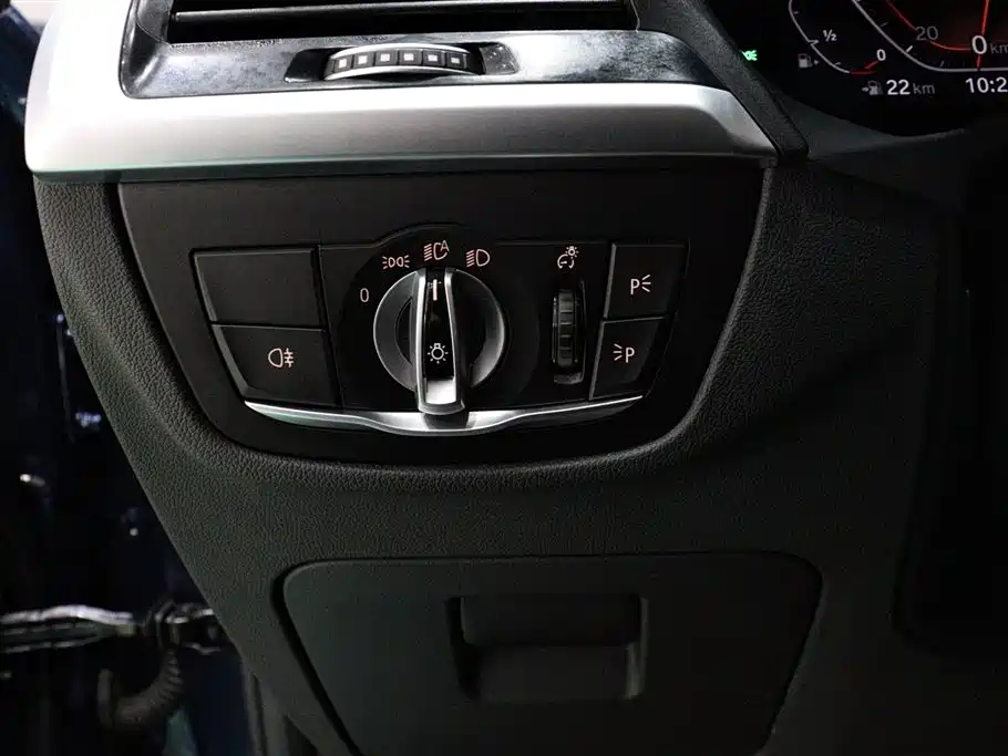 BMW X3 2020 — фото 18