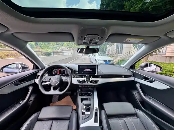 Audi A4L 2021
