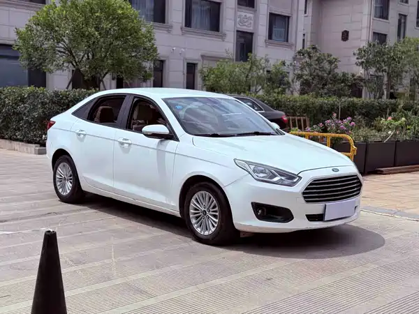 Ford Escort 2017