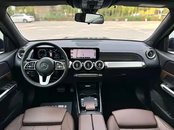 Mercedes-Benz GLB 2022