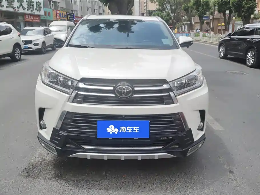 Toyota Highlander 2019 — фото 2