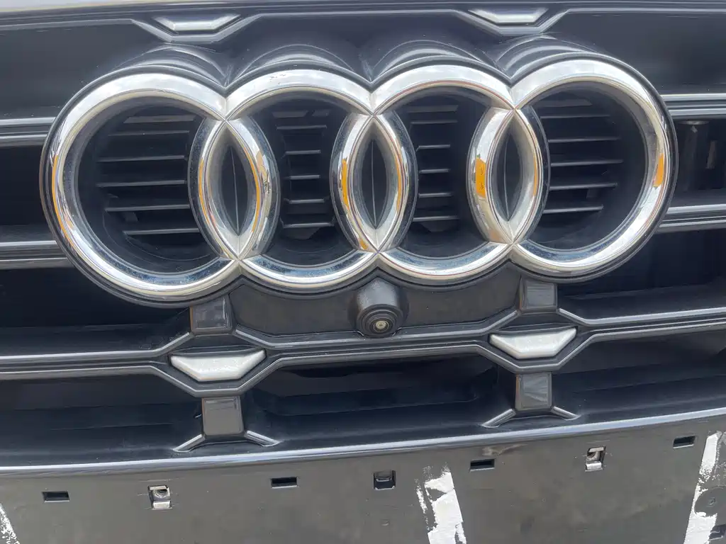 Audi Q3 2022 — фото 14