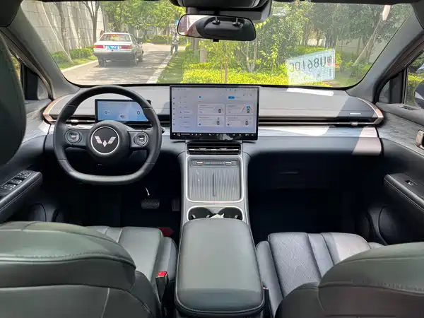 Wuling Starlight S 2024