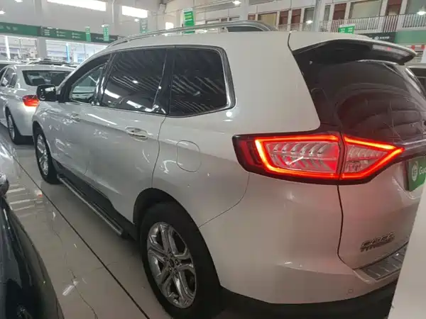 Ford Edge 2016