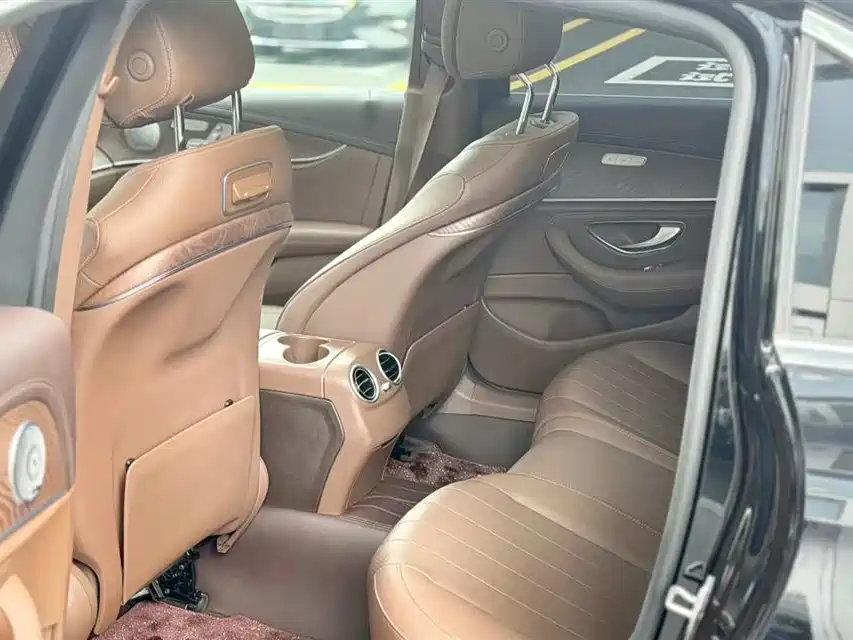 Mercedes-Benz E-Class 2020