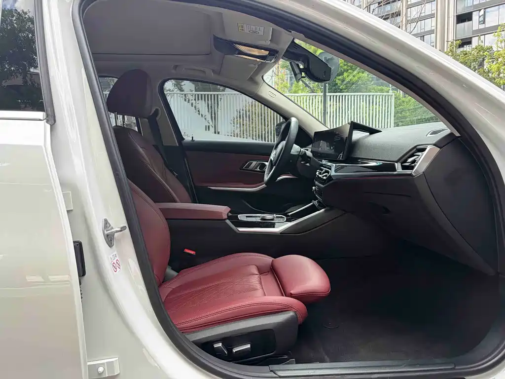 BMW i3 2022 — фото 13