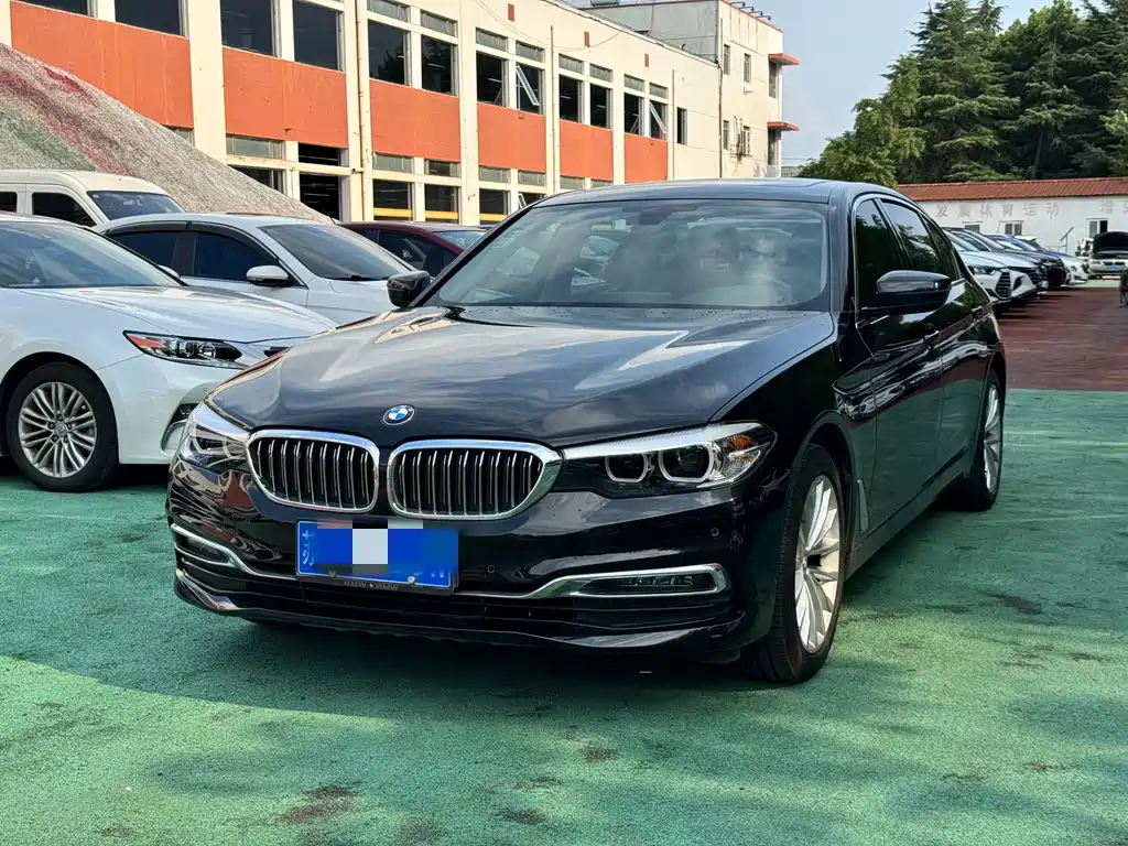 BMW 5 Series 2019