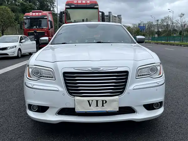 Chrysler 300C 2016