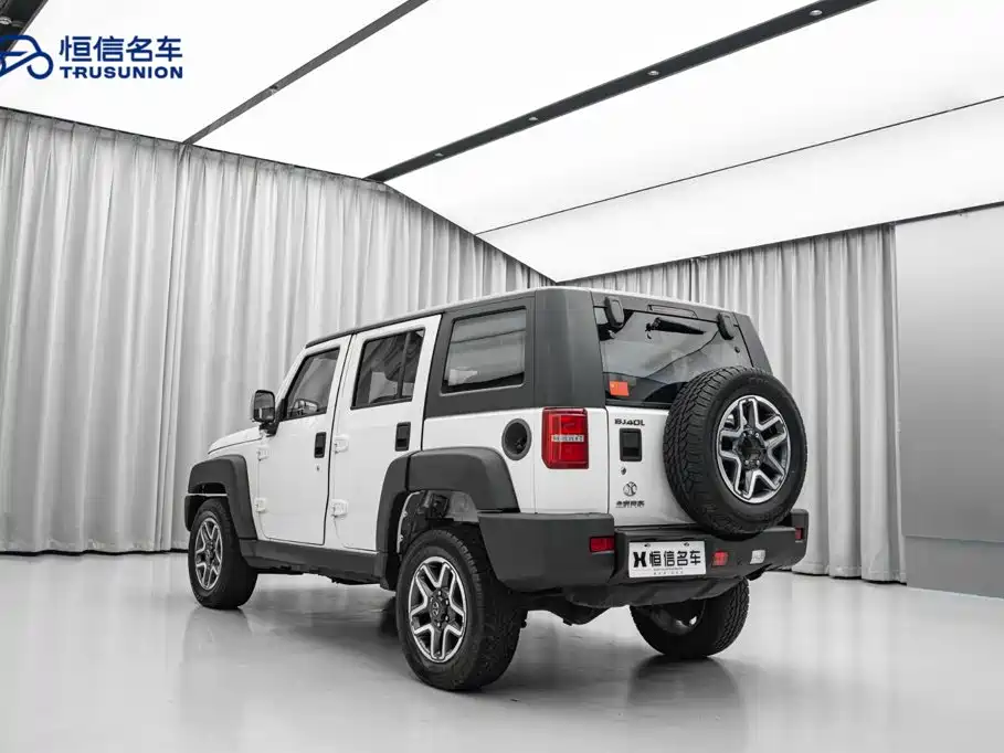 BAIC BJ40 2017 — фото 7