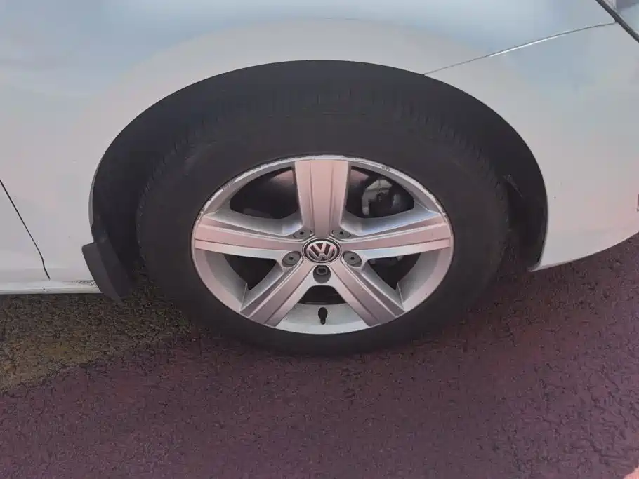 Volkswagen Golf 2014
