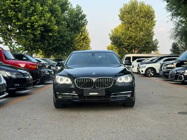 BMW 7 Series 2015