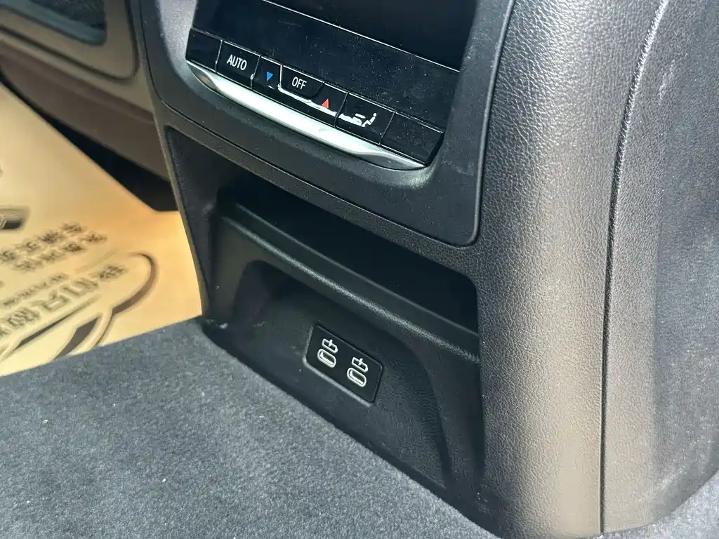 BMW X4 2021 — фото 12