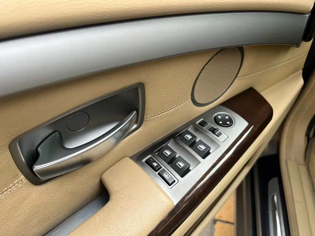 BMW 7 Series 2006 — фото 12