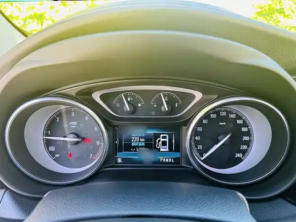 Buick Envision Plus 2020