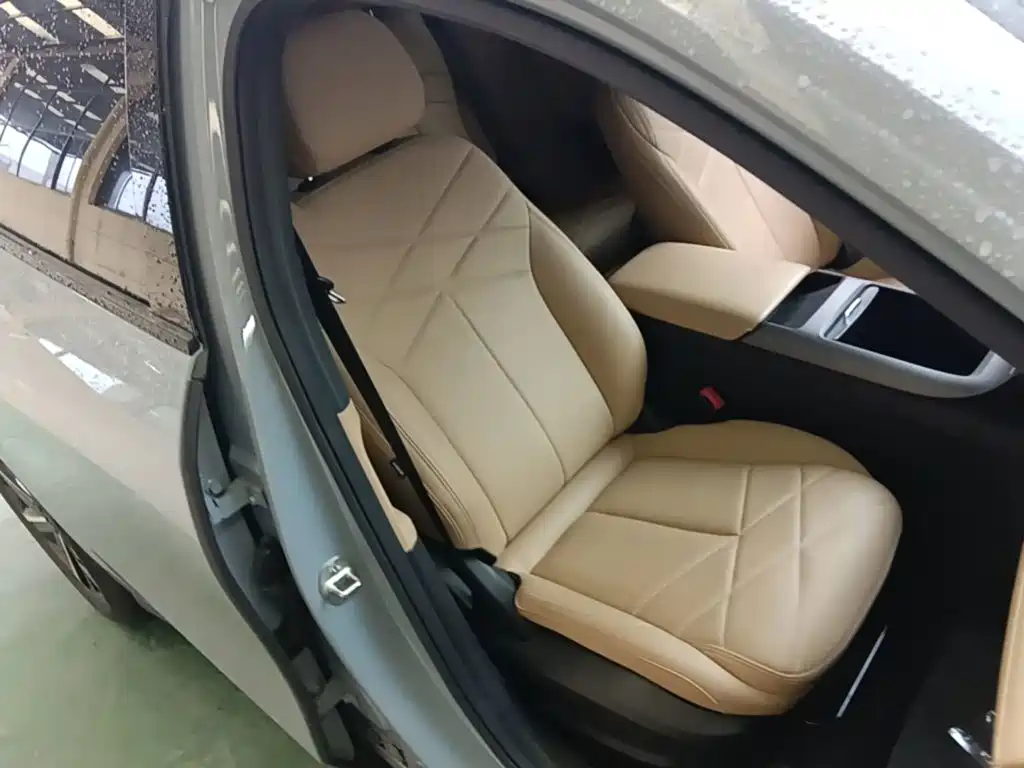 Geely Galaxy L6 2024 — фото 25