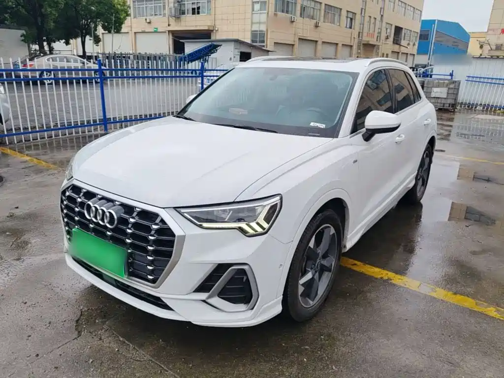 Audi Q3 2021