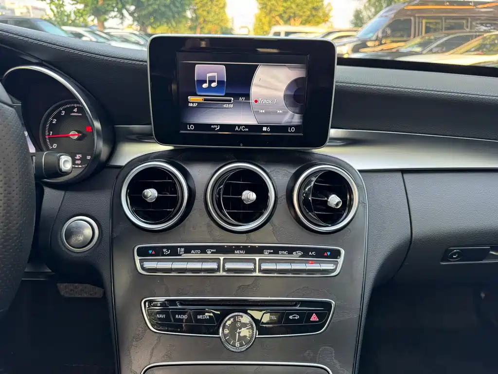 Mercedes-Benz C-Class 2015 — фото 9