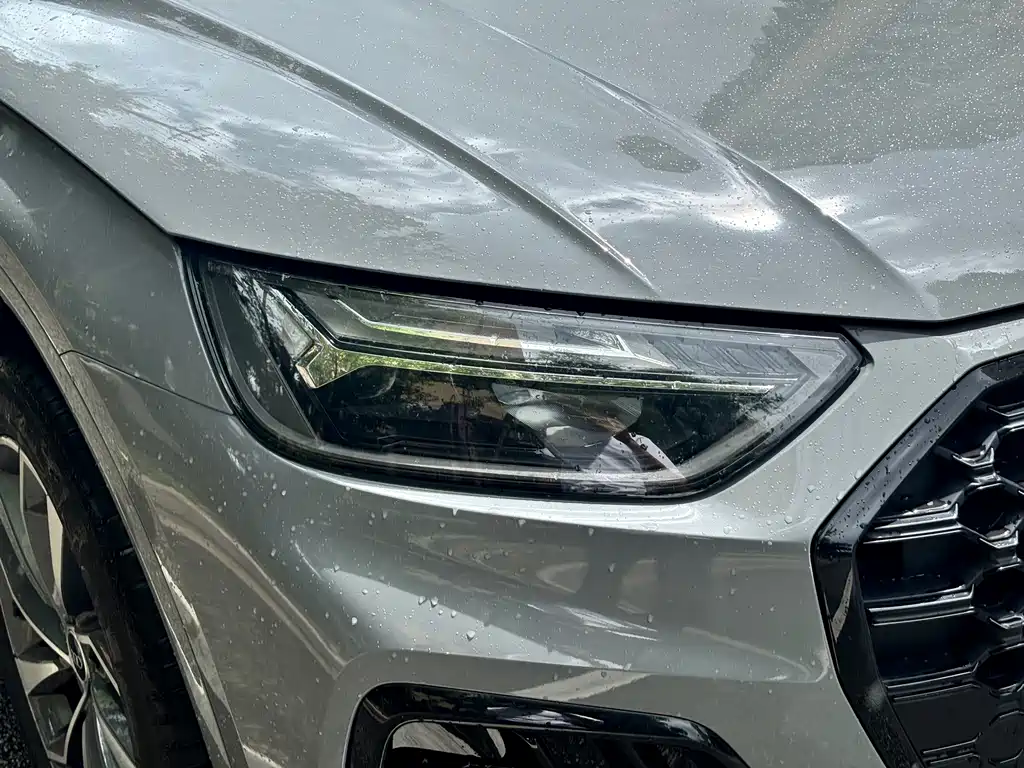 Audi Q5L 2025 — фото 17