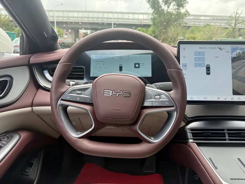BYD Seal 07 DM-i 2025 — фото 8