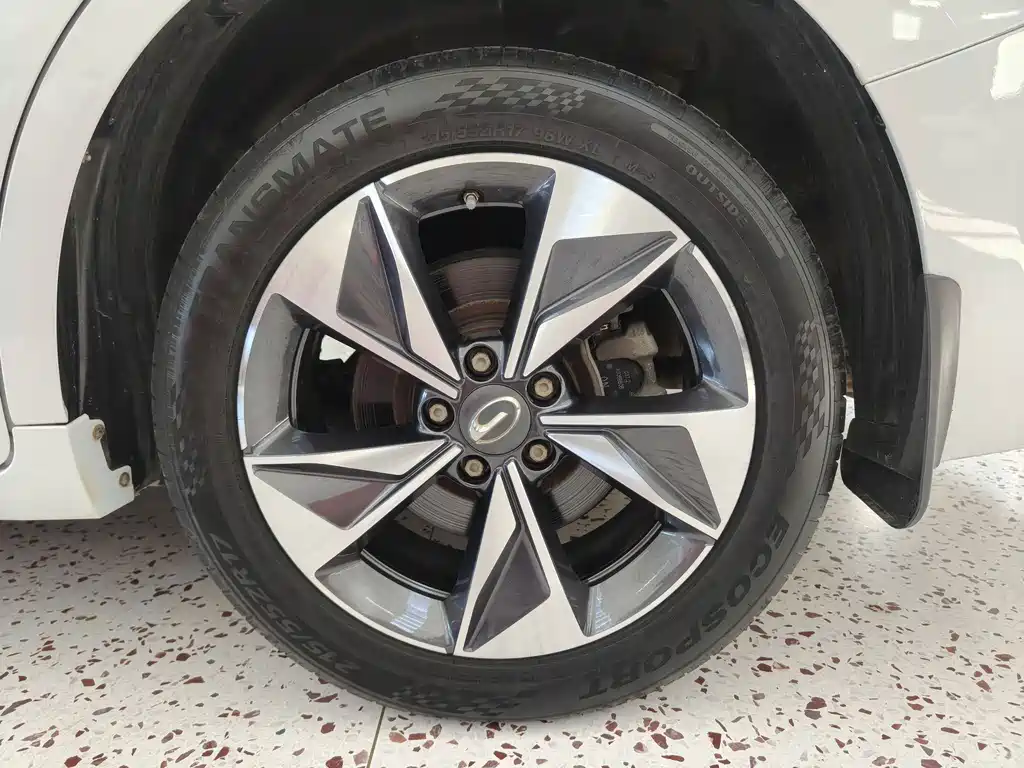 GAC Trumpchi M6 2022 — фото 16
