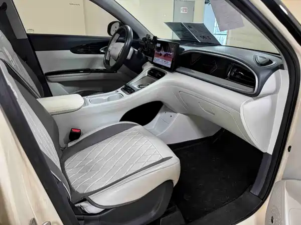 Geely Galaxy Starwish 2025