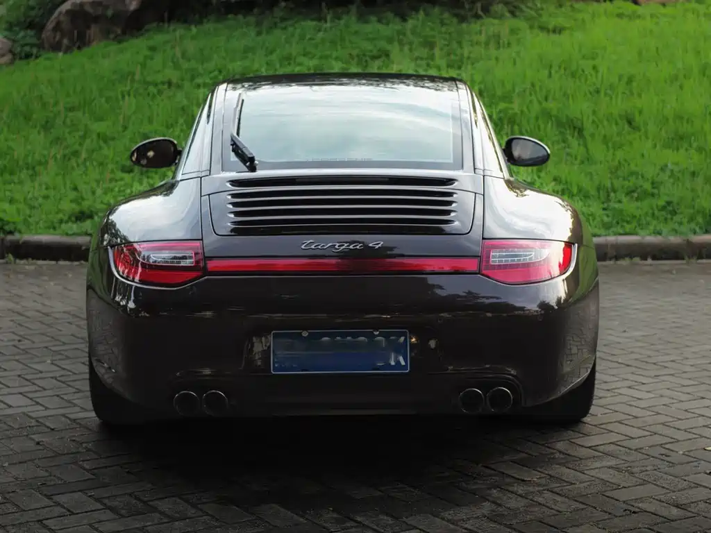 Porsche 911 2010