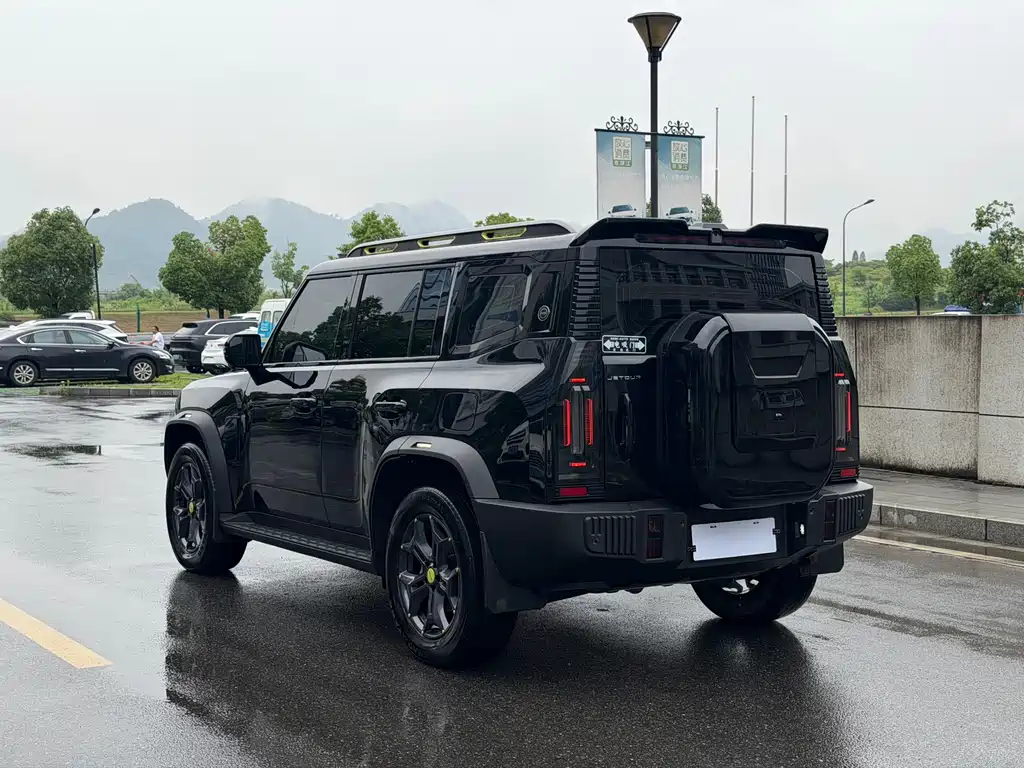Jetour Traveller 2023