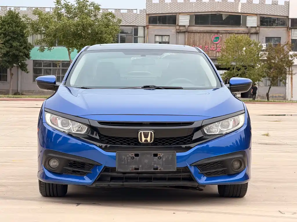 Honda Civic 2018 — фото 2