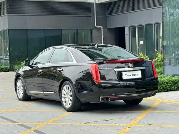 Cadillac XTS 2015