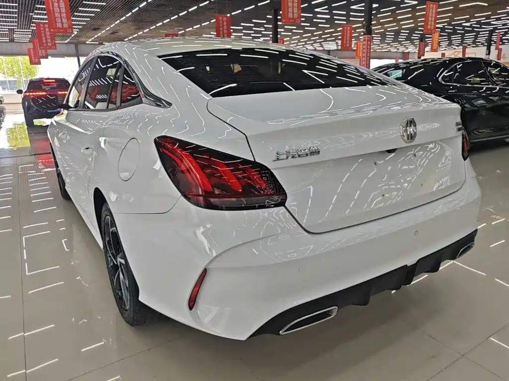 MG MG5 2021