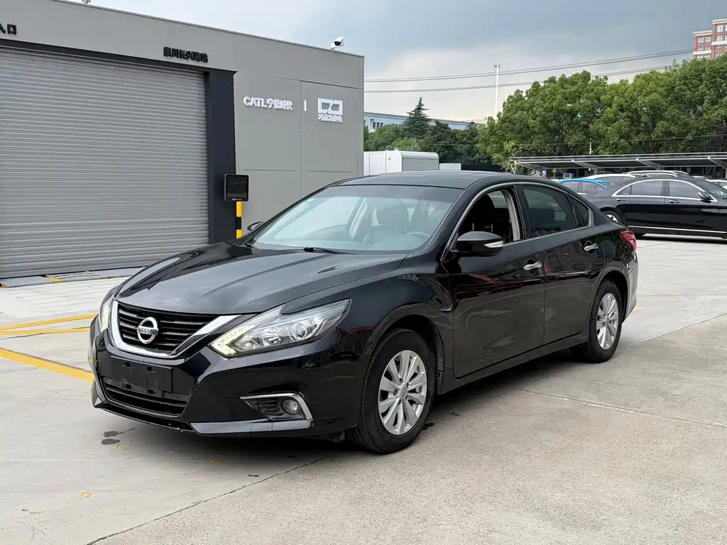 Nissan Teana 2018 — фото 1
