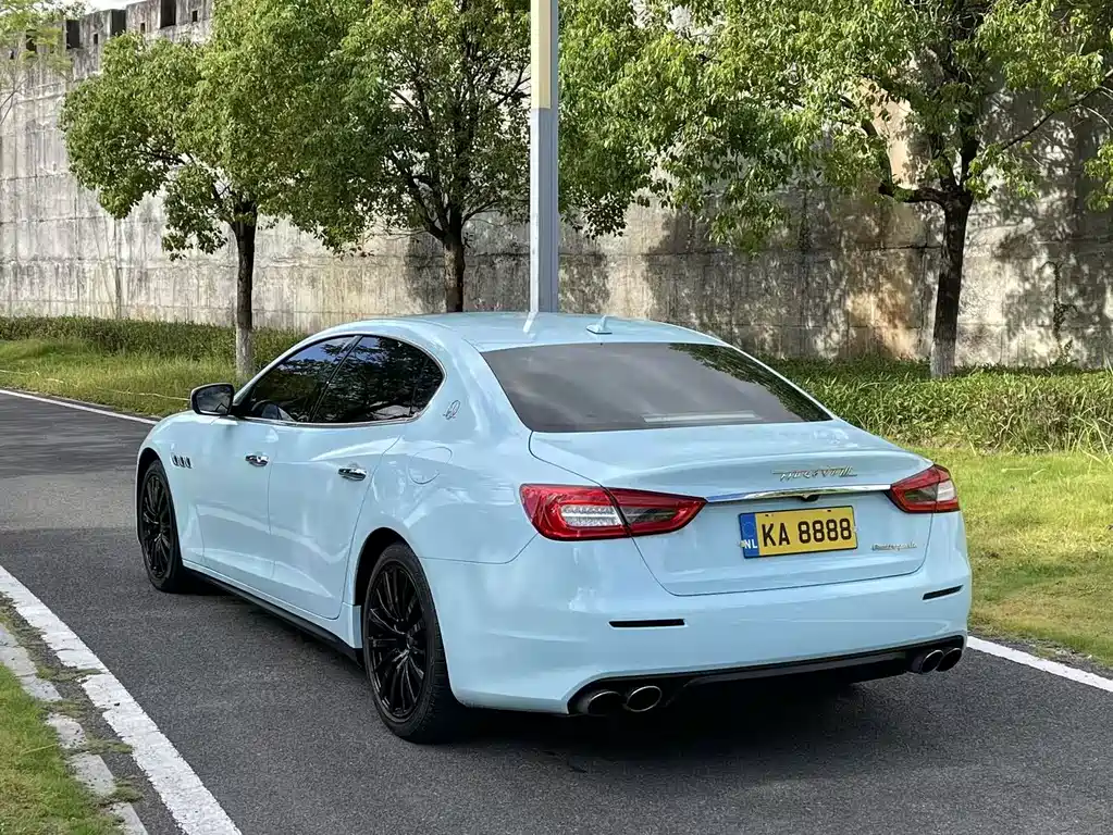 Maserati Quattroporte 2019 — фото 11