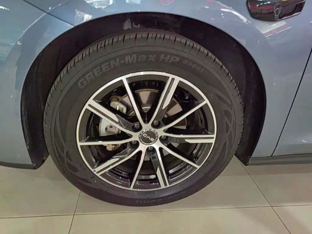 BYD Seal 06 2025 — фото 23