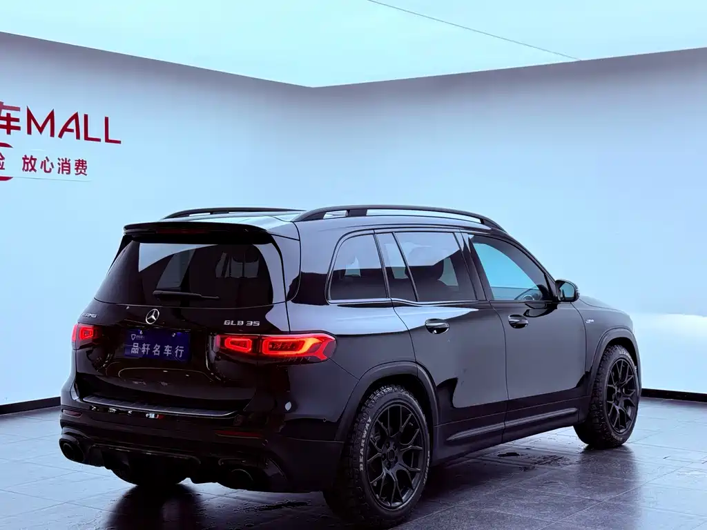 Mercedes-Benz GLB AMG 2021 — фото 4