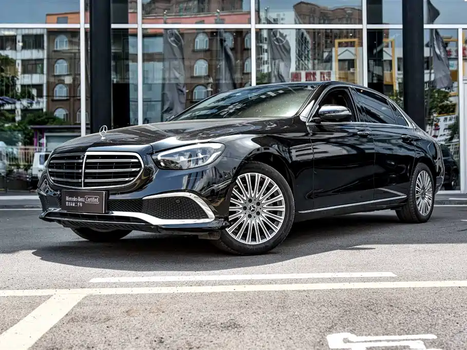 Mercedes-Benz E-Class 2022 — фото 2