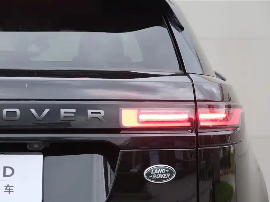 Land Rover Velar 2025 — фото 18