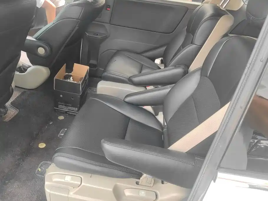 Honda Odyssey 2017 — фото 11