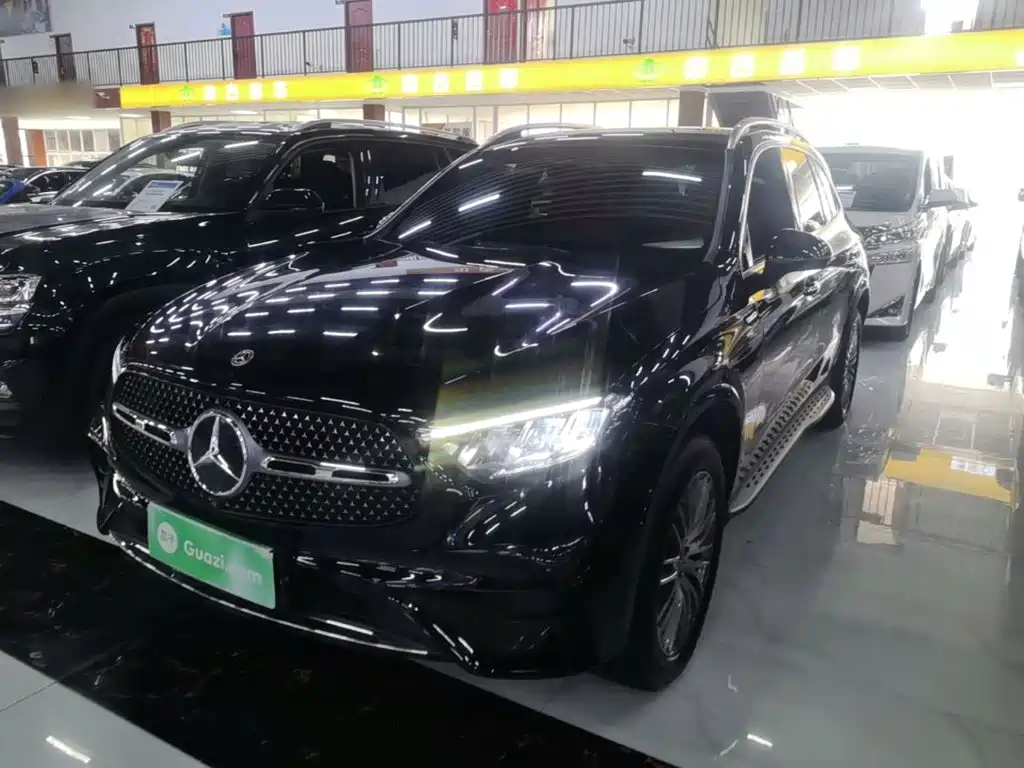 Mercedes-Benz GLC 2023