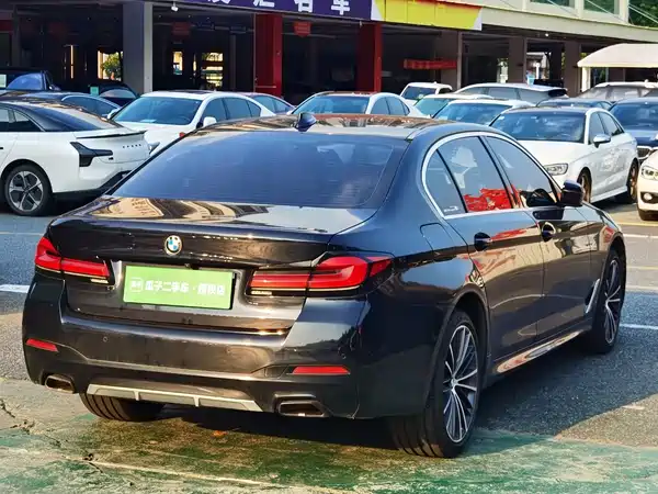 BMW 5 Series 2023