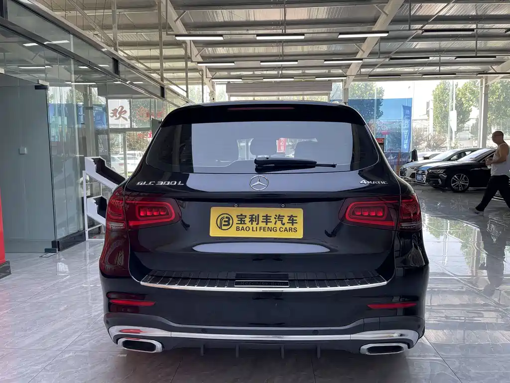 Mercedes-Benz GLC 2020 — фото 12