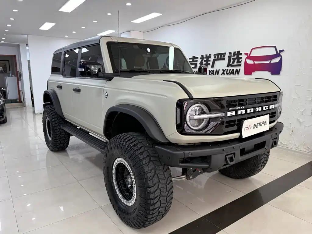Ford Bronco 2024 — фото 1