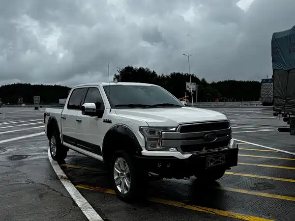 Ford F-150 Raptor 2020