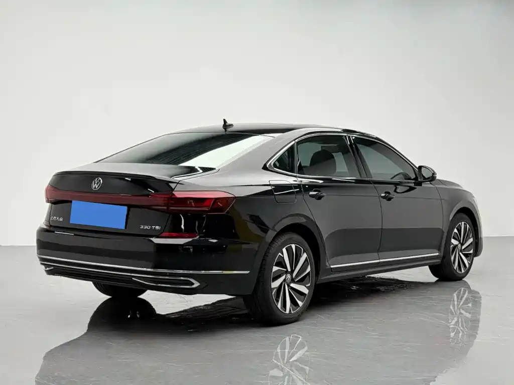 Volkswagen Passat 2022