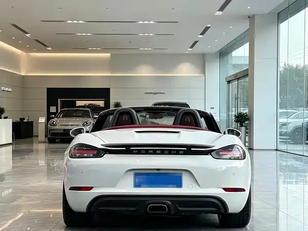 Porsche 718 2017