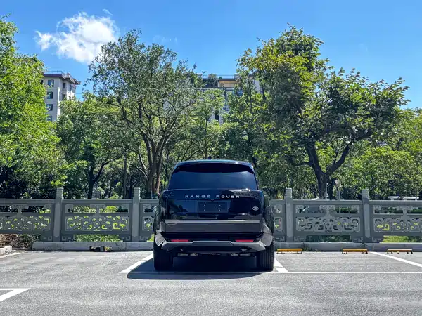 Land Rover Range Rover 2025