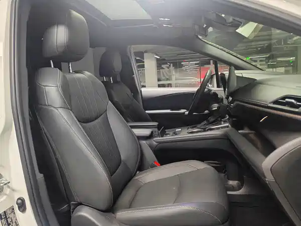 Toyota Sienna 2025