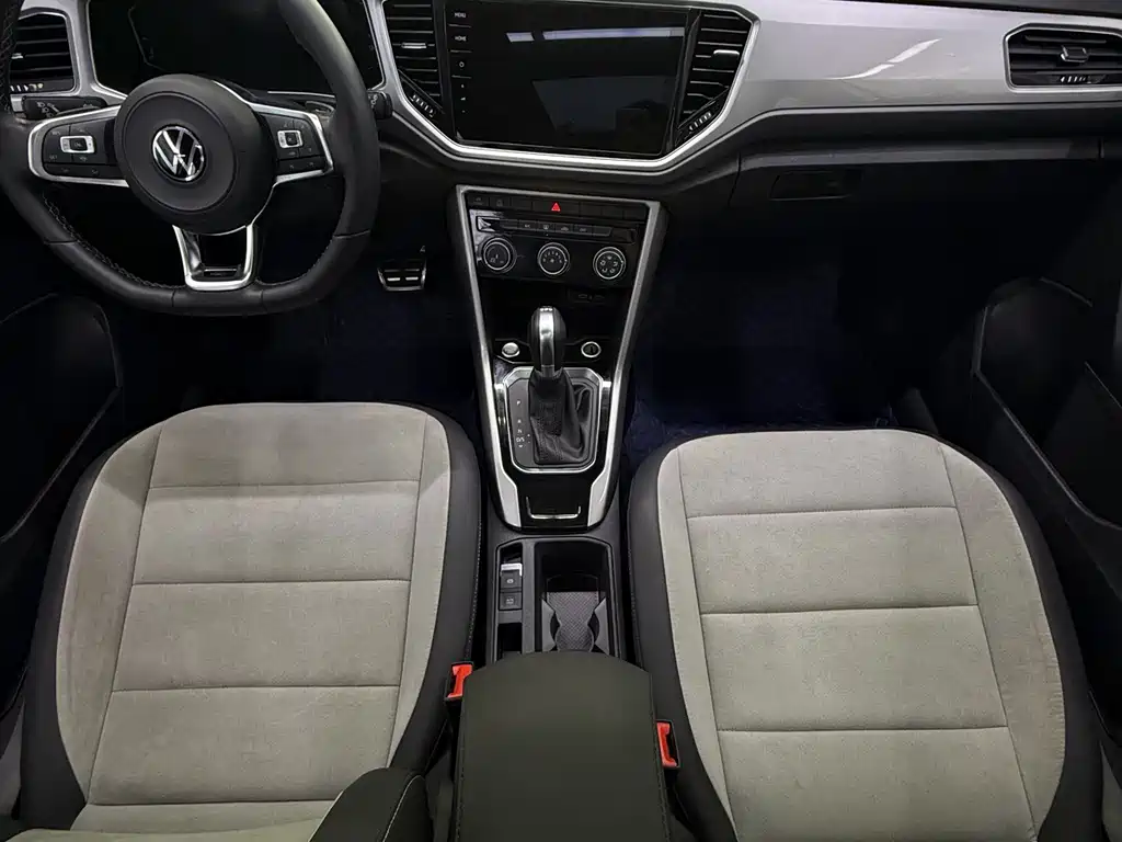 Volkswagen T-Roc 2022 — фото 10