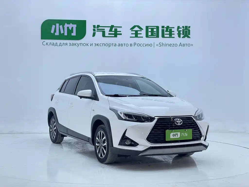 Toyota Yaris L 2023