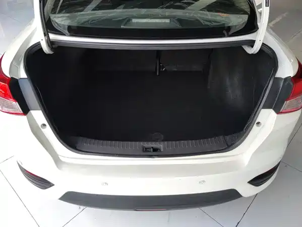 Nissan Bluebird 2018